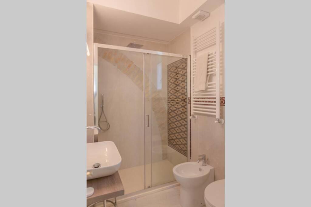 Romantica Apartment With Dehors Near San Giovanni Esterno foto