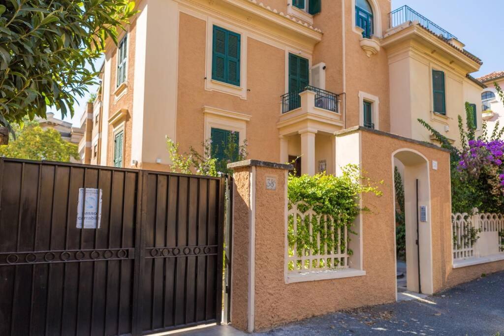 Romantica Apartment With Dehors Near San Giovanni Esterno foto